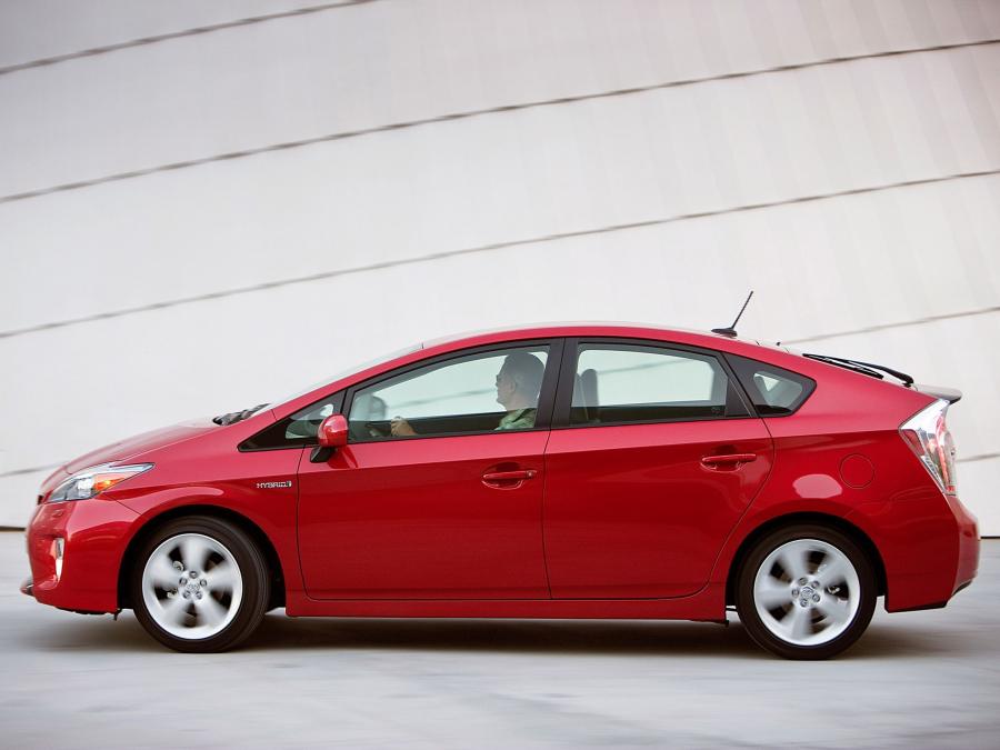  Toyota Prius 2011 года  (US) (фото 6 из 22)